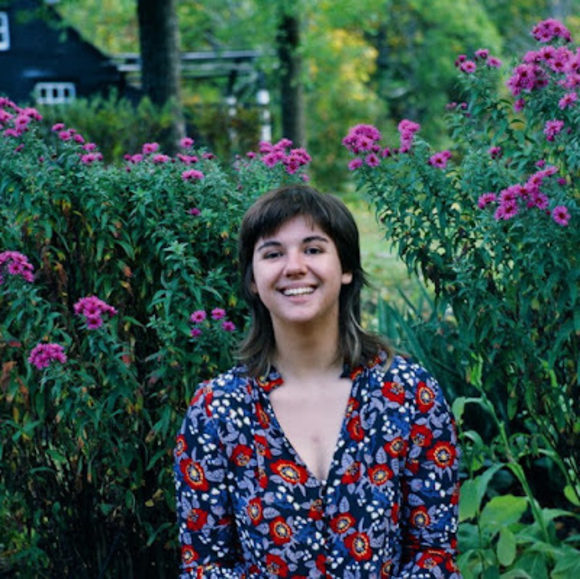 Meet your Posher, Meg - Picture 1 of 1